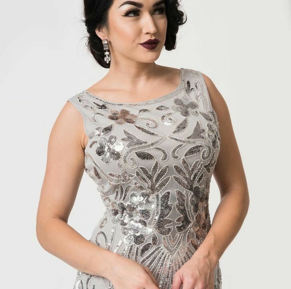 NWT!!! Unique Vintage Silver 1920s Flapper Dress - Picture 2 of 11